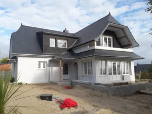 Maçonnerie générale d'une maison neuve en agglo Trébeurden